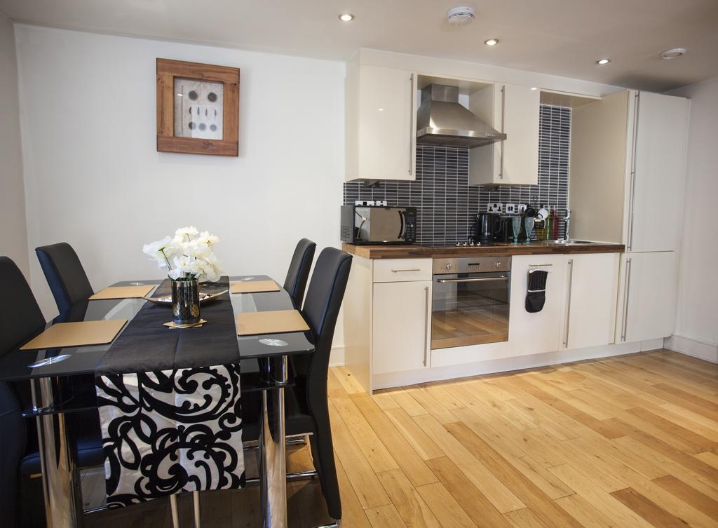 Lux Aparts Wakefield Central 외부 사진